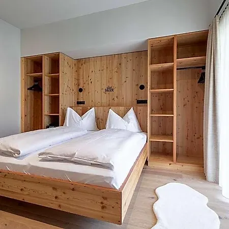 Bleibt Alpine 아파트호텔 4*